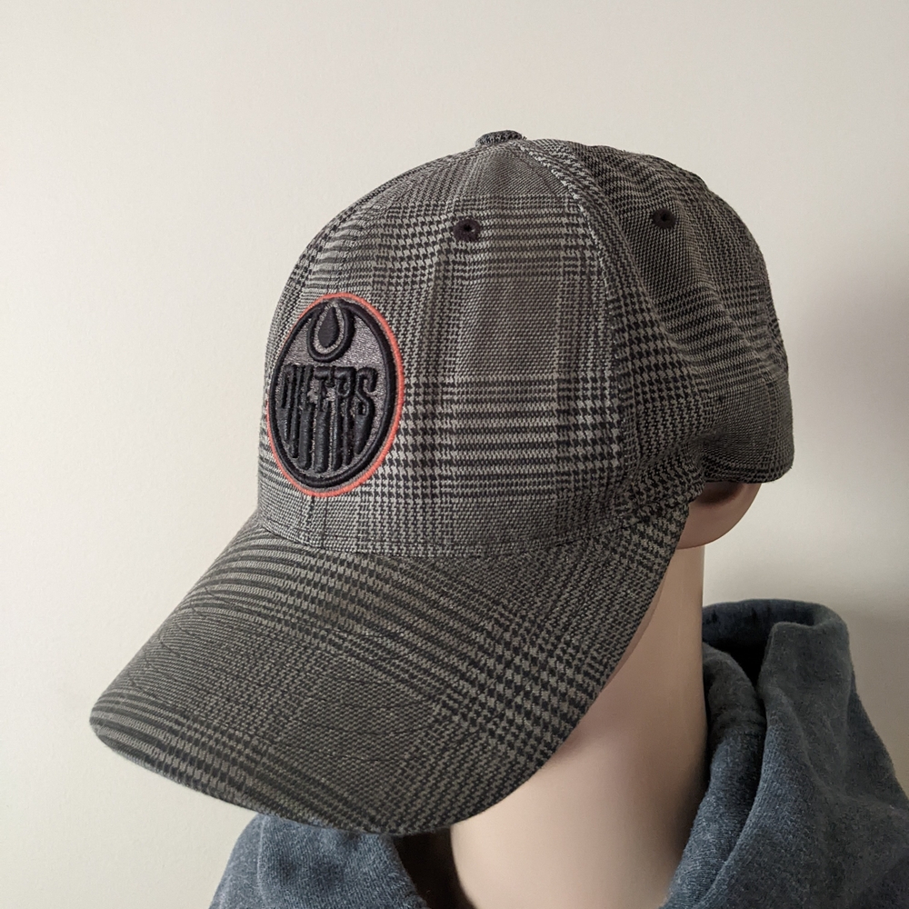 Vintage NHL 47 Edmonton Oilers Checked ball Cap Hat